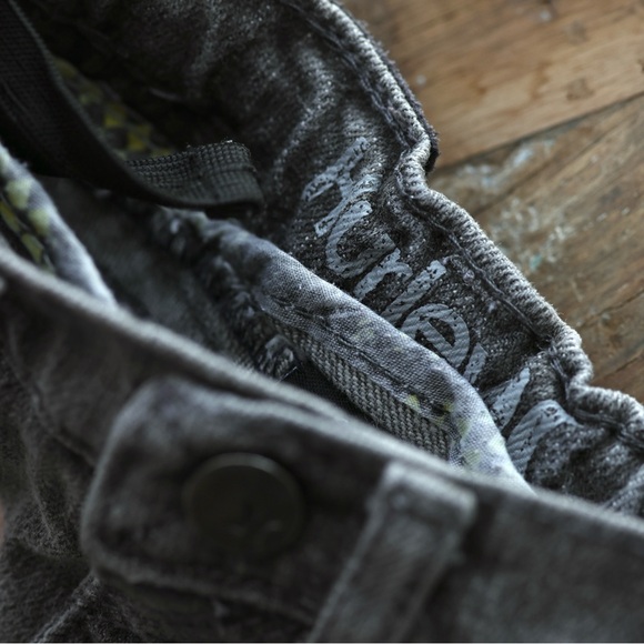 Vintage Hurley baby Jeans with adjustable waist. - Picture 10 of 10